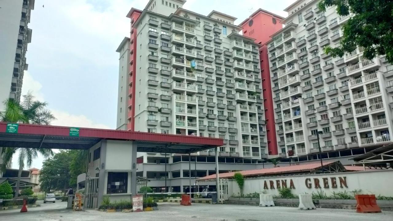 Apartment Next To Axiata Arena, Stadium Bukit Jalil Kuala Lumpur Exterior photo